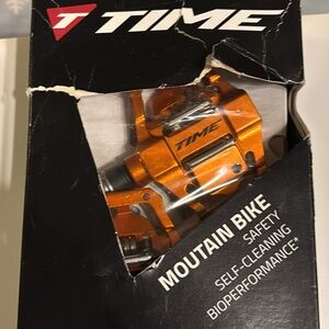 Time Speciale 8 Clipless MTB Pedals